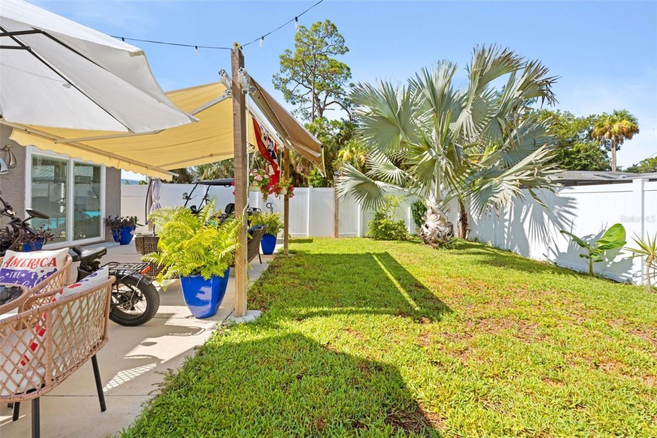 5041 Maplewood , Hernando Beach, FL 34607 Photo
