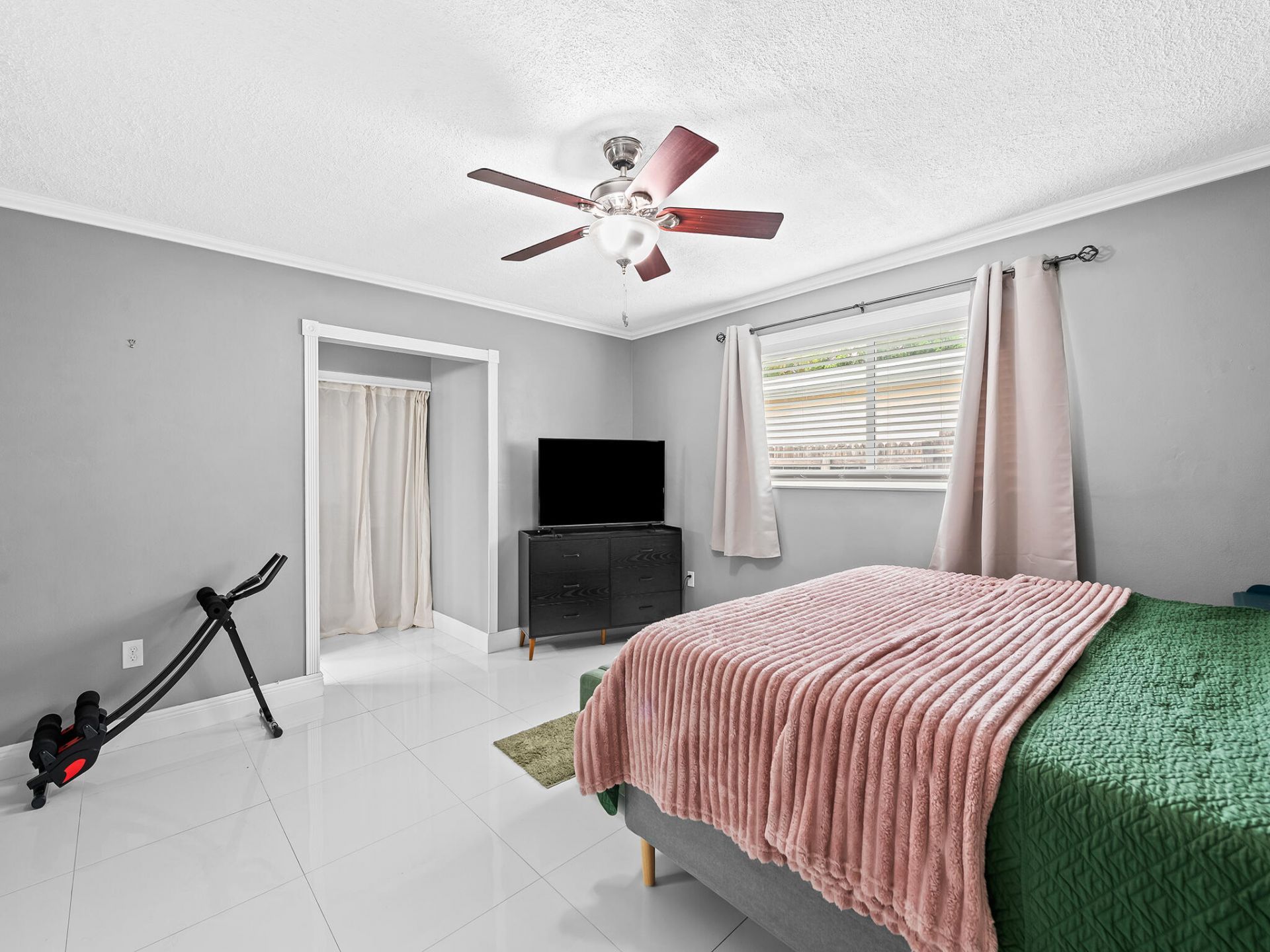 10497 NW 4th Street, Fort Lauderdale, FL 33071 Photo