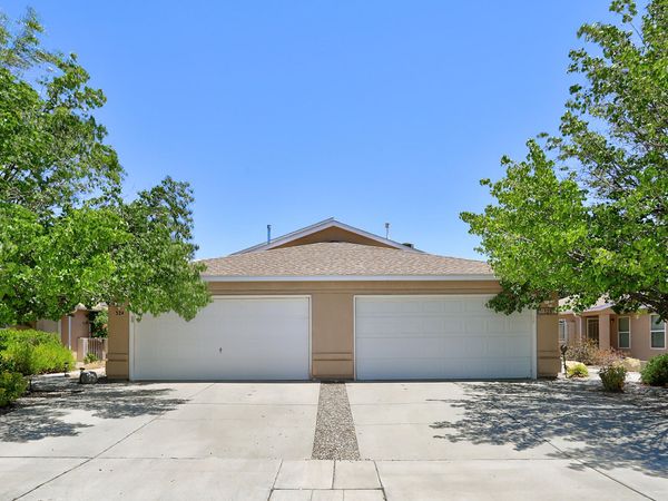 328 Via Vista Street SE, Albuquerque, NM 87123