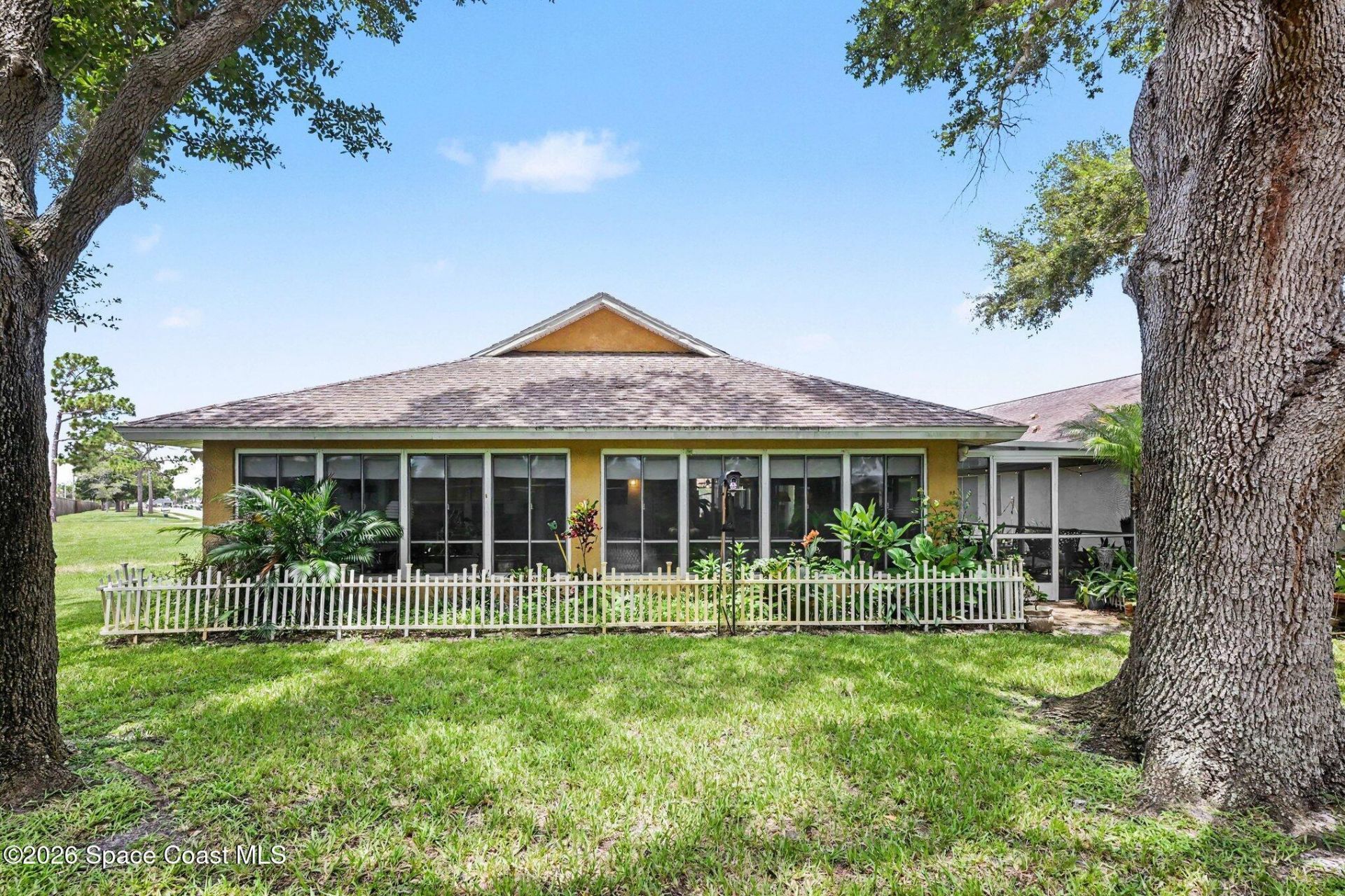 3900 Saint Armens Circle, Melbourne, FL 32934 Photo