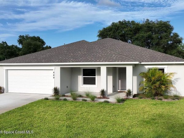 449 Wells Avenue SW , Palm Bay, FL 32908