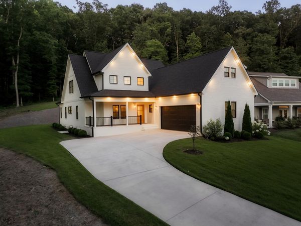 2525 Parkside Place NE, Cleveland, TN 37311