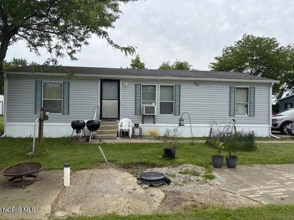 12865 Five Point Road , Perrysburg, OH 43551