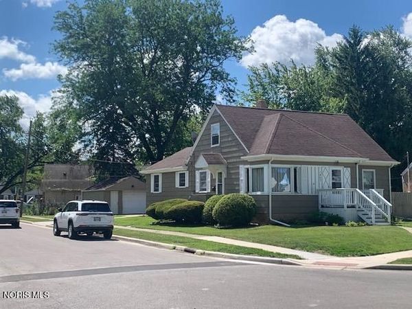 1803 Winston Boulevard, Toledo, OH 43614