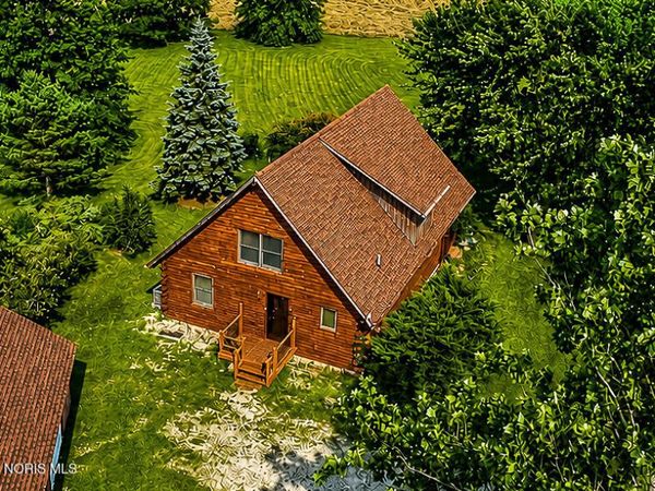 305 S Toussaint-portage Road, Oak Harbor, OH 43449