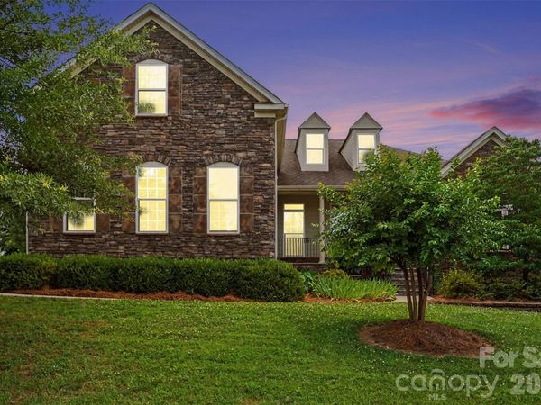 8432 Penton Place, Harrisburg, NC 28075
