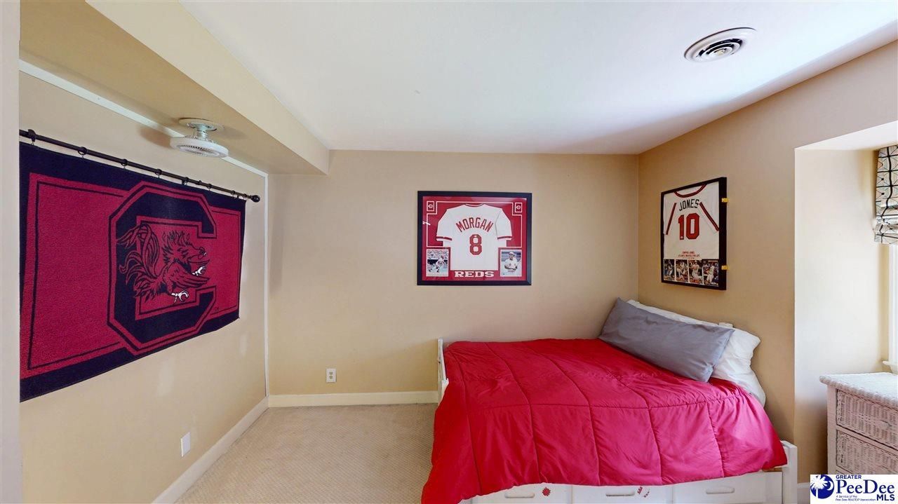 325 Lyndale Drive Photo 23