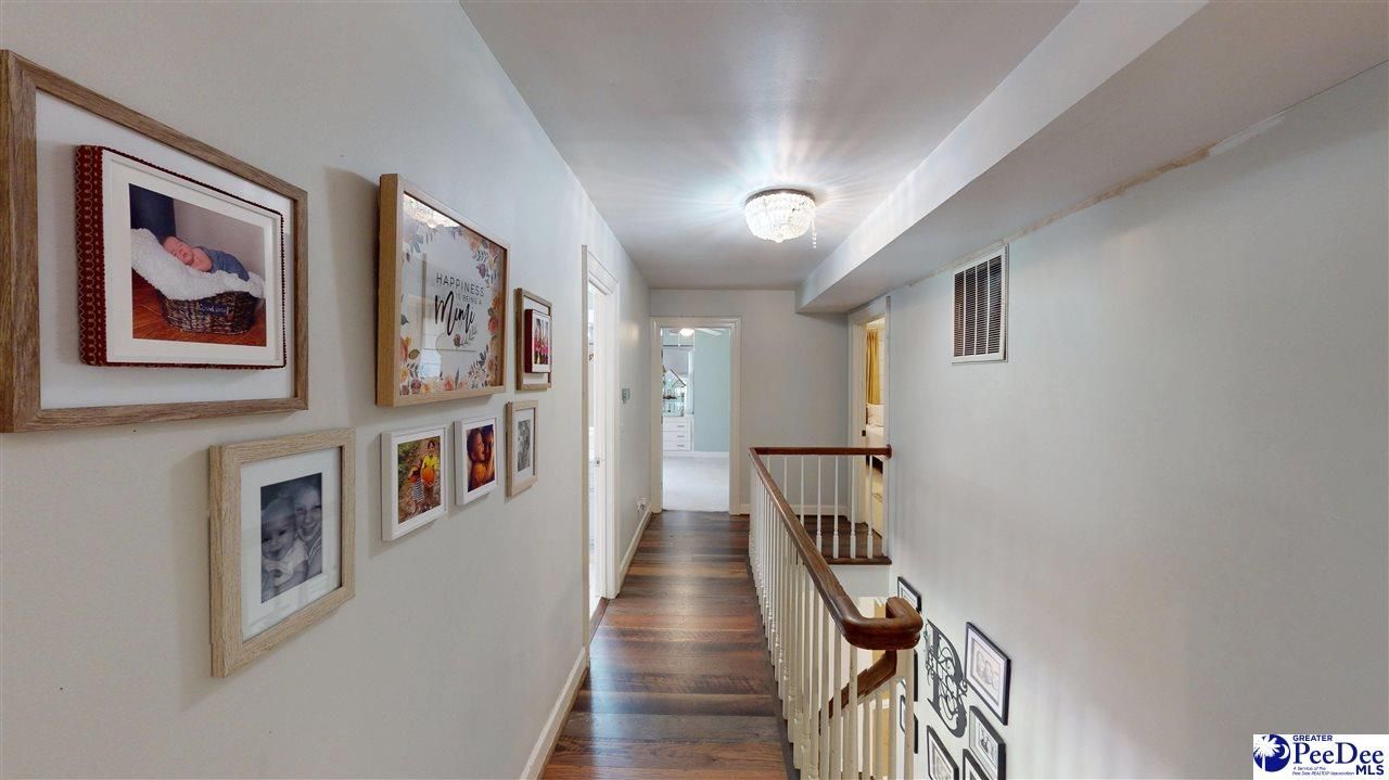 325 Lyndale Drive Photo 25