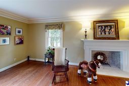 325 Lyndale Drive photo 4