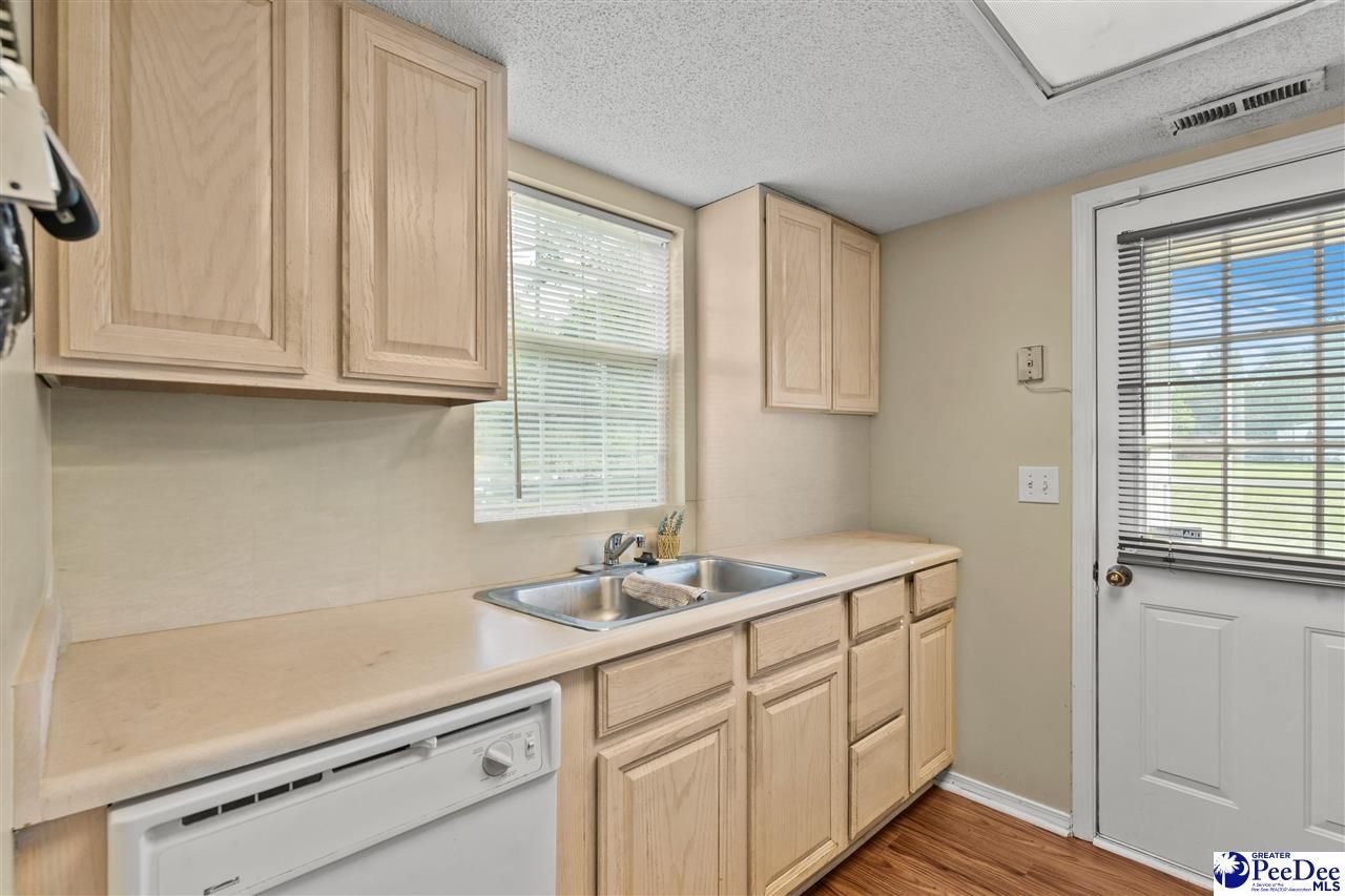 1526 Millwood Road Photo 10