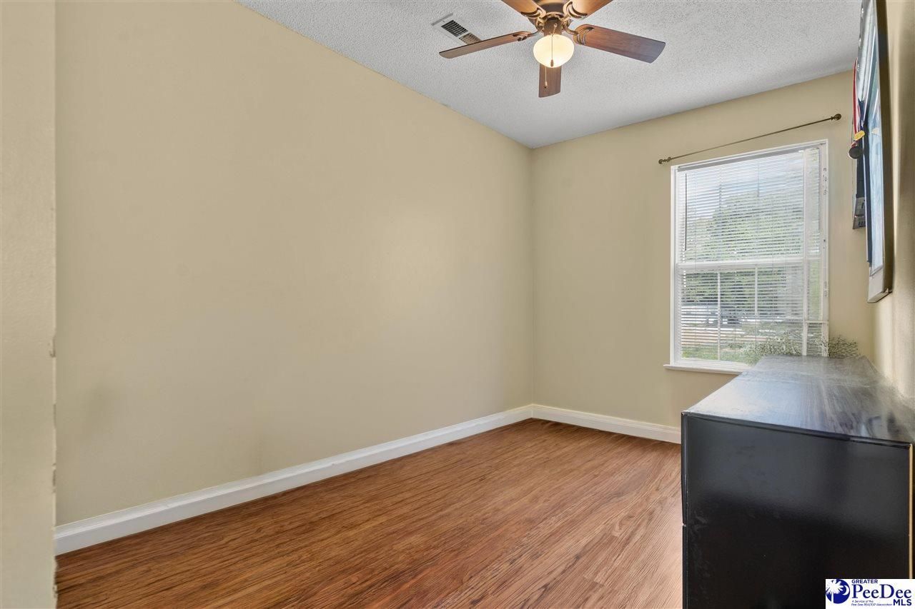 1526 Millwood Road Photo 15