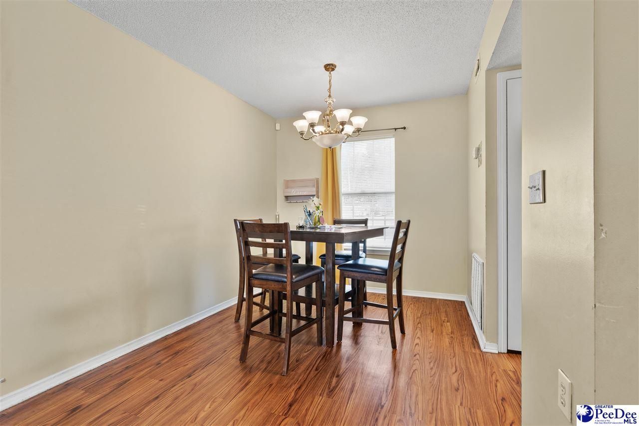 1526 Millwood Road Photo 8