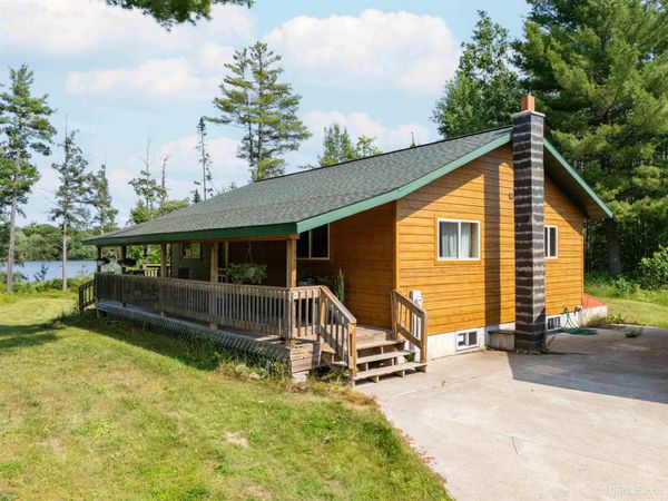 114 Blueberry Corner Road, Mastodon Twp, MI 49920