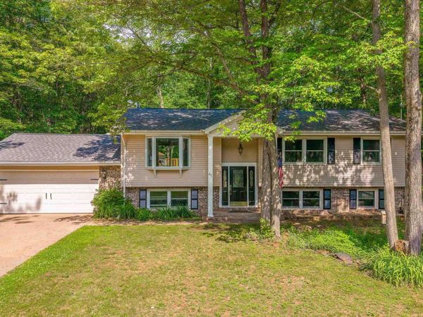 41 Elder Drive, Marquette, MI 49855