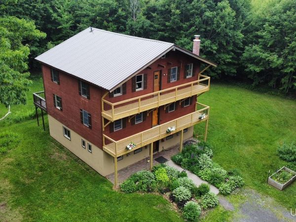 21123 Broemer Road, Portage Twp, MI 49916
