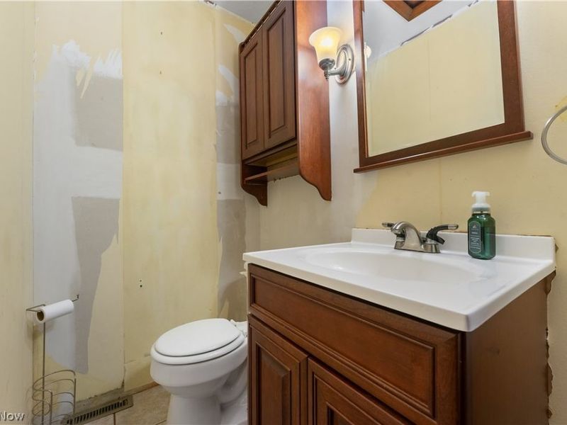 6788 Poland Center Drive, Poland, OH 44514 Photo 11