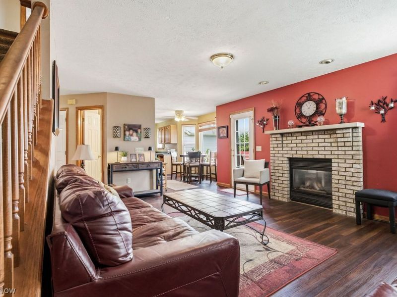 1642 W Ridgewood Drive, Parma, OH 44134 Photo 12