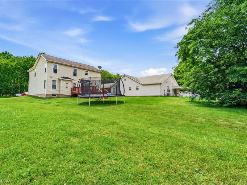 1642 W Ridgewood Drive, Parma, OH 44134 Photo 2