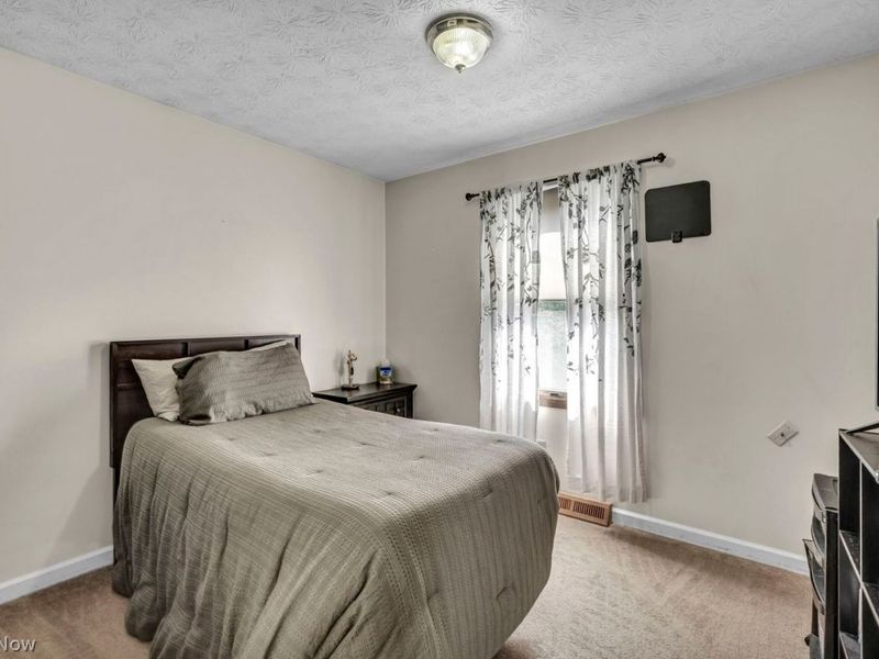 876 Oberlin Street, Akron, OH 44311 Photo 17