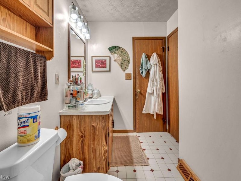 876 Oberlin Street, Akron, OH 44311 Photo 20
