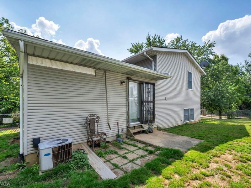 876 Oberlin Street, Akron, OH 44311 Photo 26
