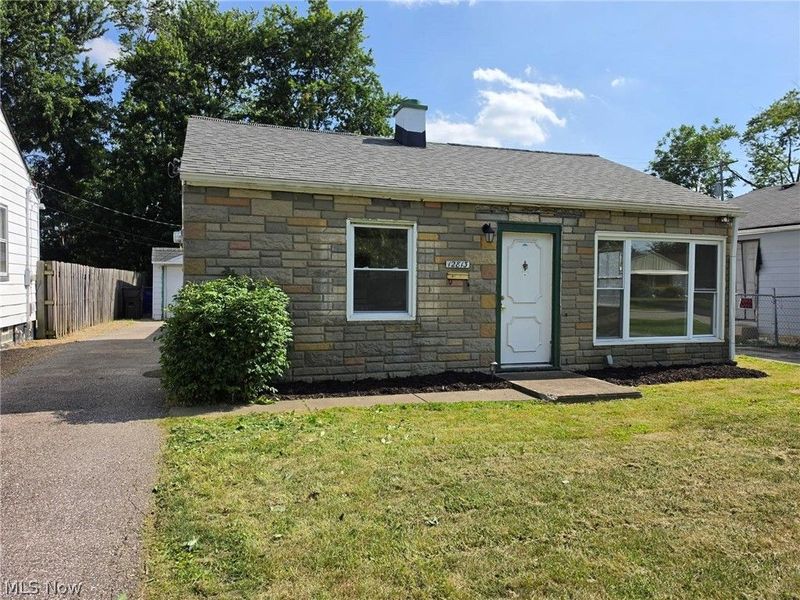 12813 Guardian Boulevard, Cleveland, OH 44135 Photo 2