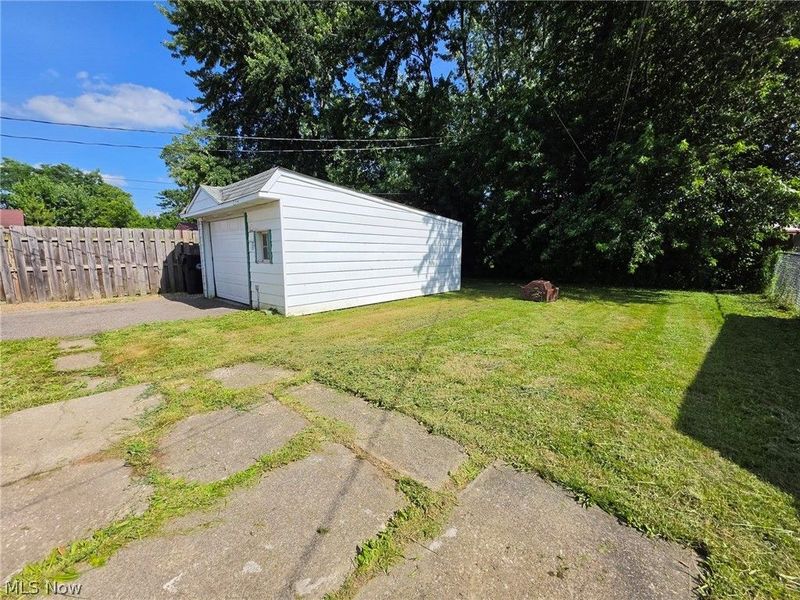 12813 Guardian Boulevard, Cleveland, OH 44135 Photo 4