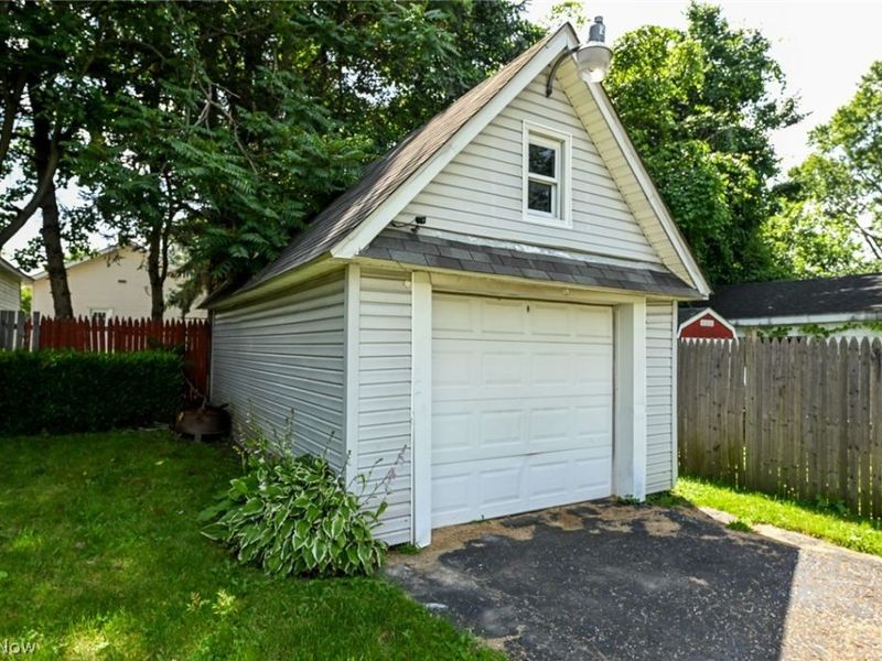 1253 Dietz Avenue, Akron, OH 44301 Photo 12