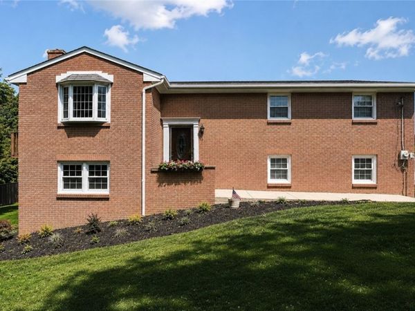 716 Sampson St, Monongahela, PA 15063