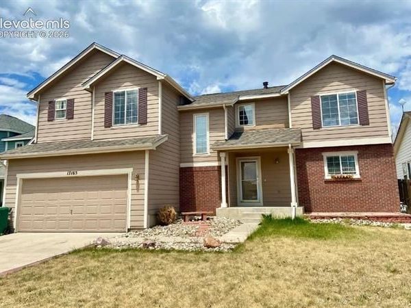 17165 Mountain Lake Drive, Monument, CO 80132