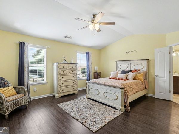 5563 Radford Loop, Fairburn, GA 30213