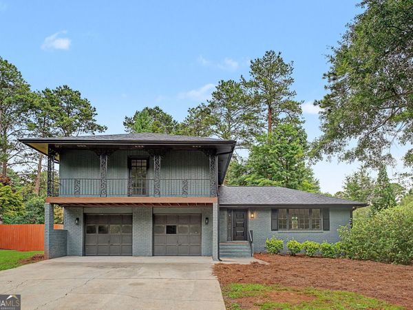 4094 Indian Trace SW, Lilburn, GA 30047