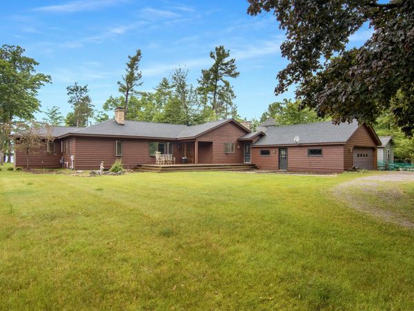 9421 Fairview Avenue, Williamsburg, MI 49690