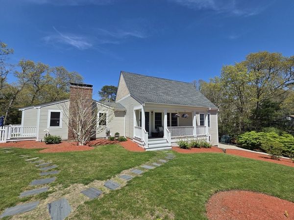 1 Katies Way, Sandwich, MA 02537