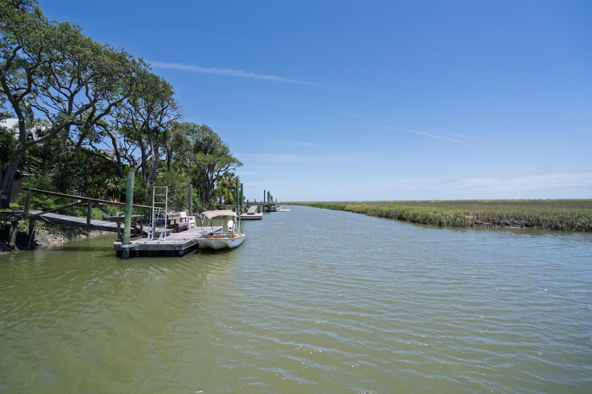 941 Hammocks Way Photo 18
