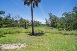 941 Hammocks Way photo 4