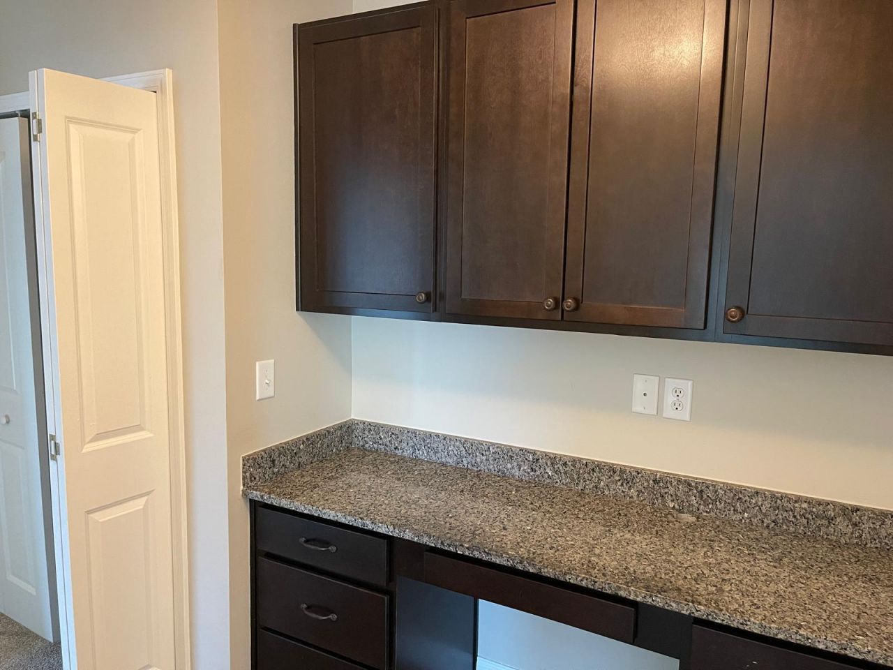 2108 Promenade Court Photo 19