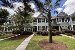 2108 Promenade Court photo 4