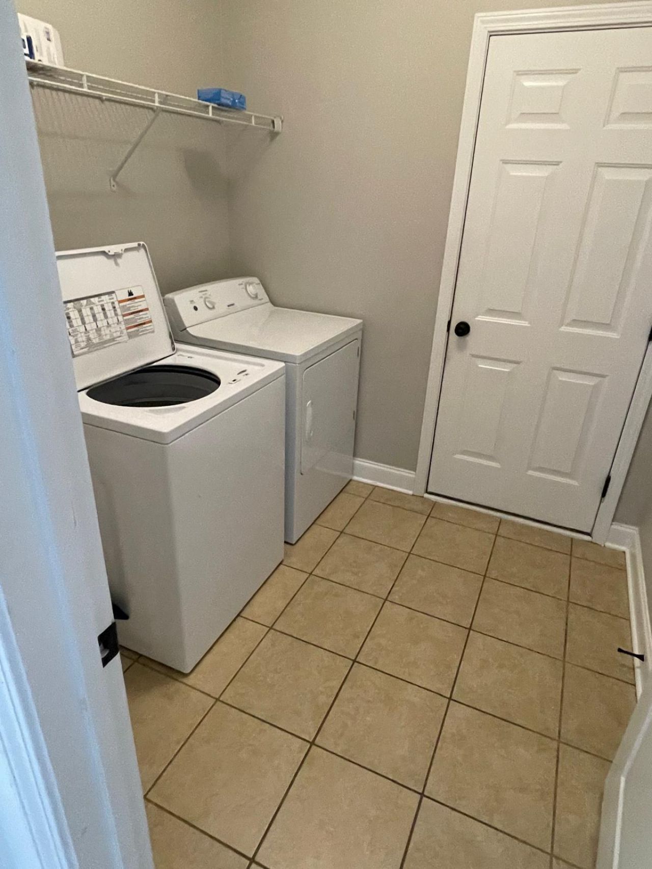 2108 Promenade Court Photo 32