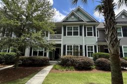 2108 Promenade Court photo 4
