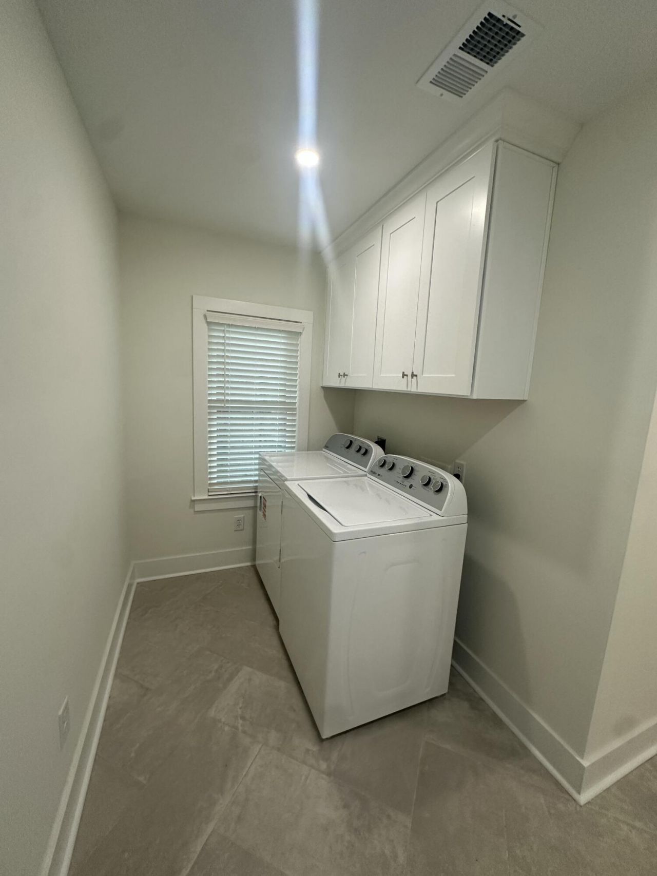 2006 Alton Street Photo 10