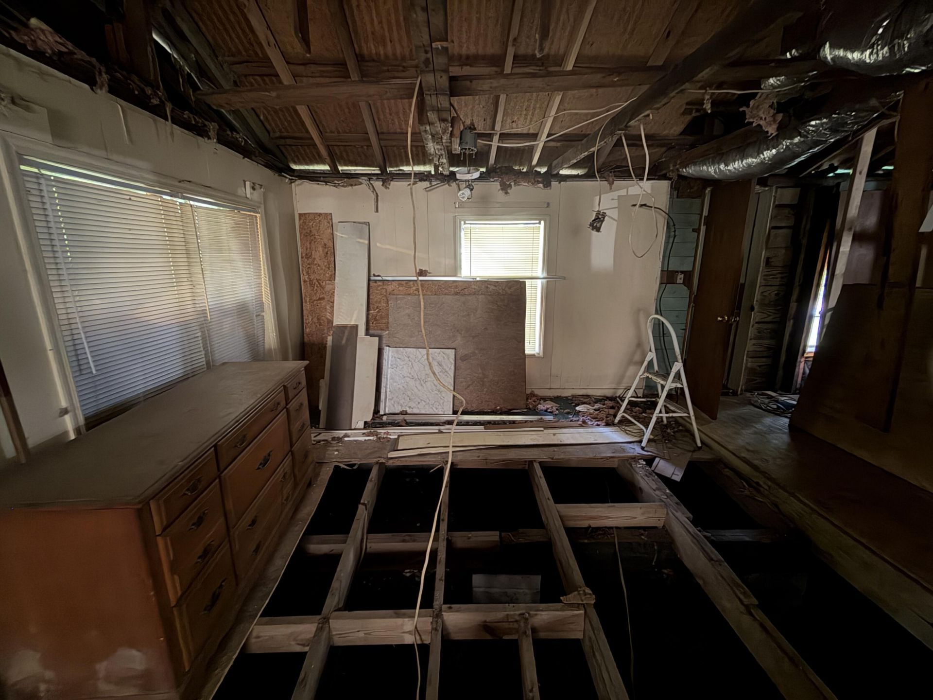 107 Lockhart Street Photo 14