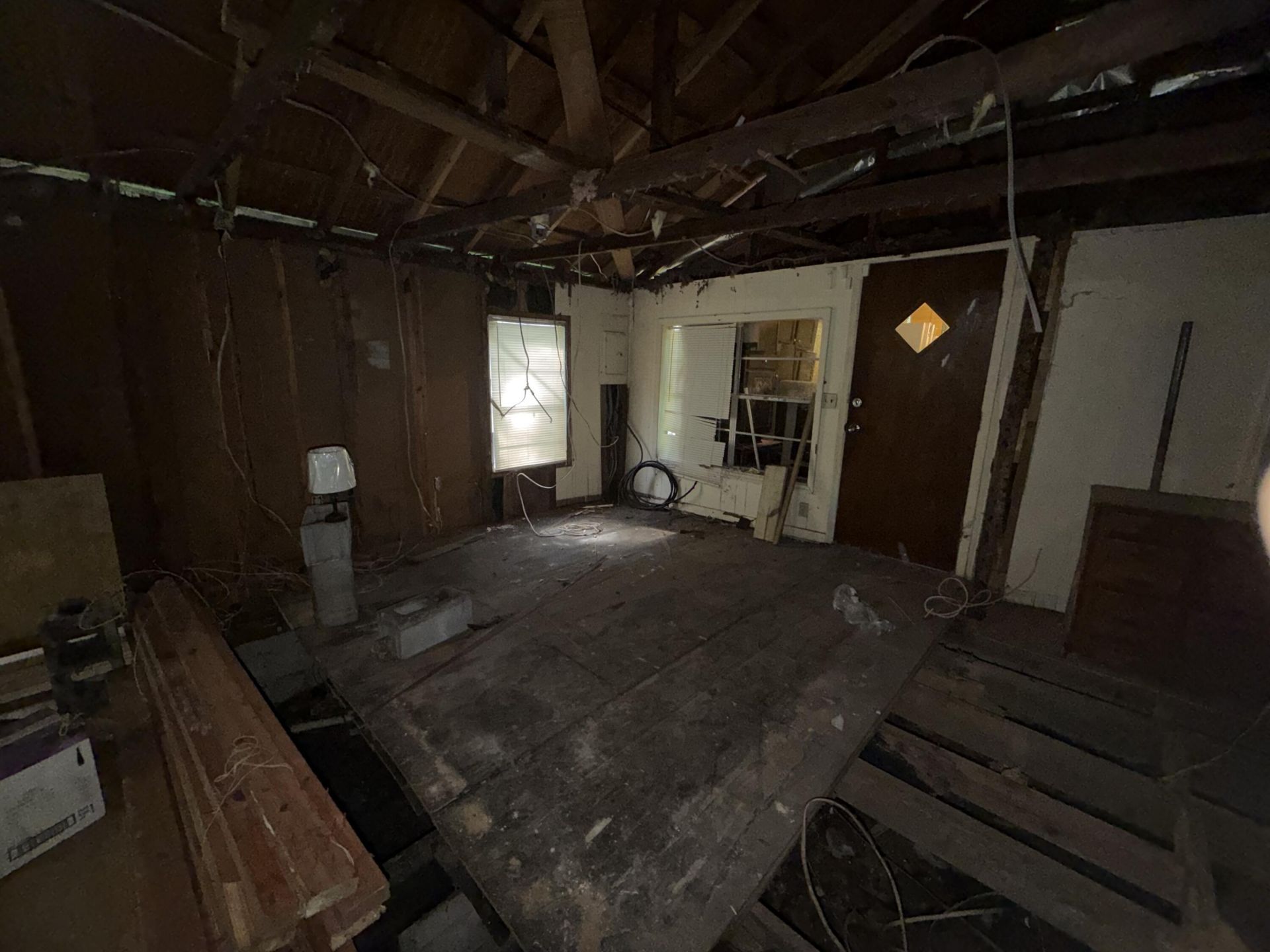 107 Lockhart Street Photo 19