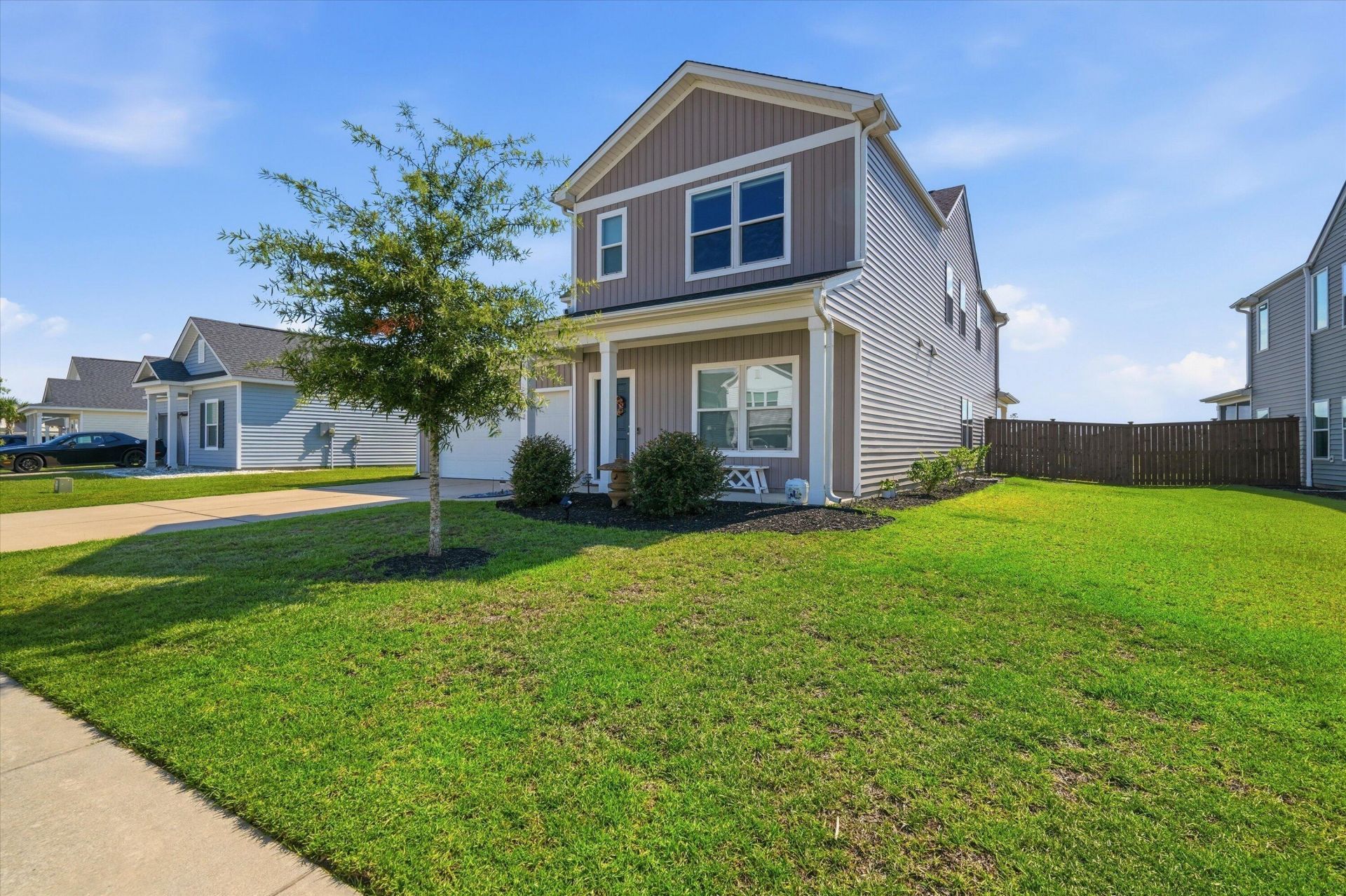 292 Lucca Drive Photo 4