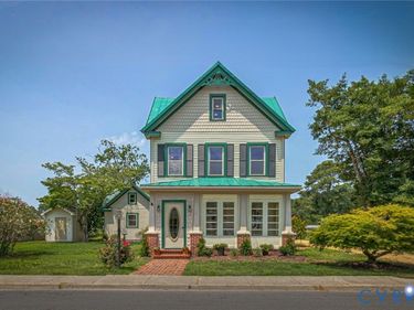 618 Main Street , Reedville, VA 22539