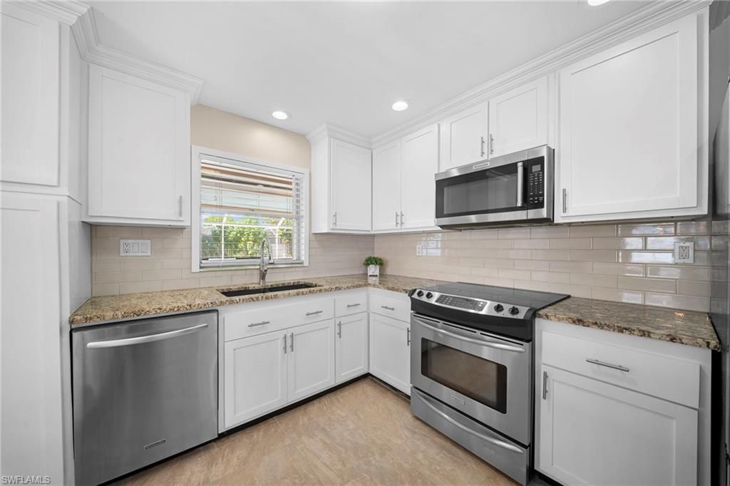 2456 Chandler Ave , Fort Myers, FL 33907 Photo