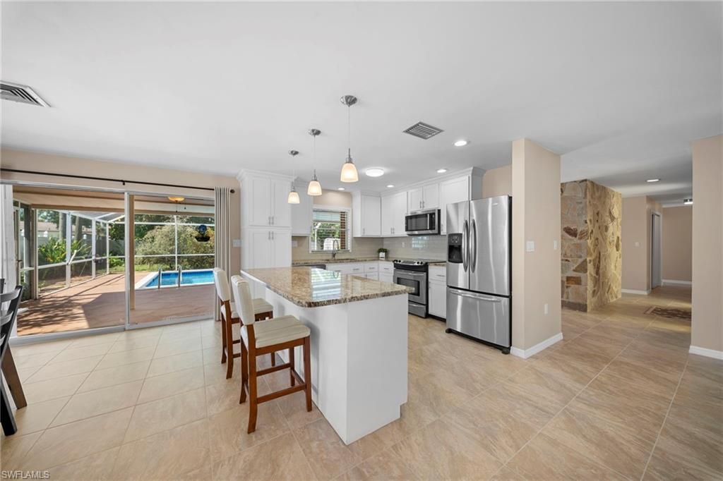 2456 Chandler Ave , Fort Myers, FL 33907 Photo