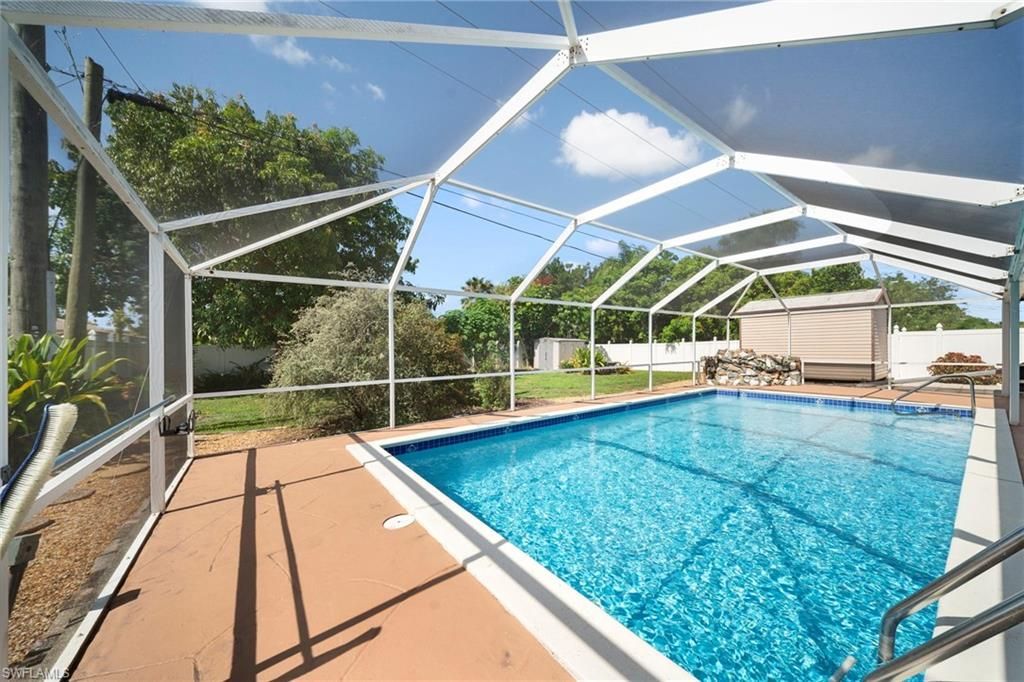 2456 Chandler Ave , Fort Myers, FL 33907 Photo