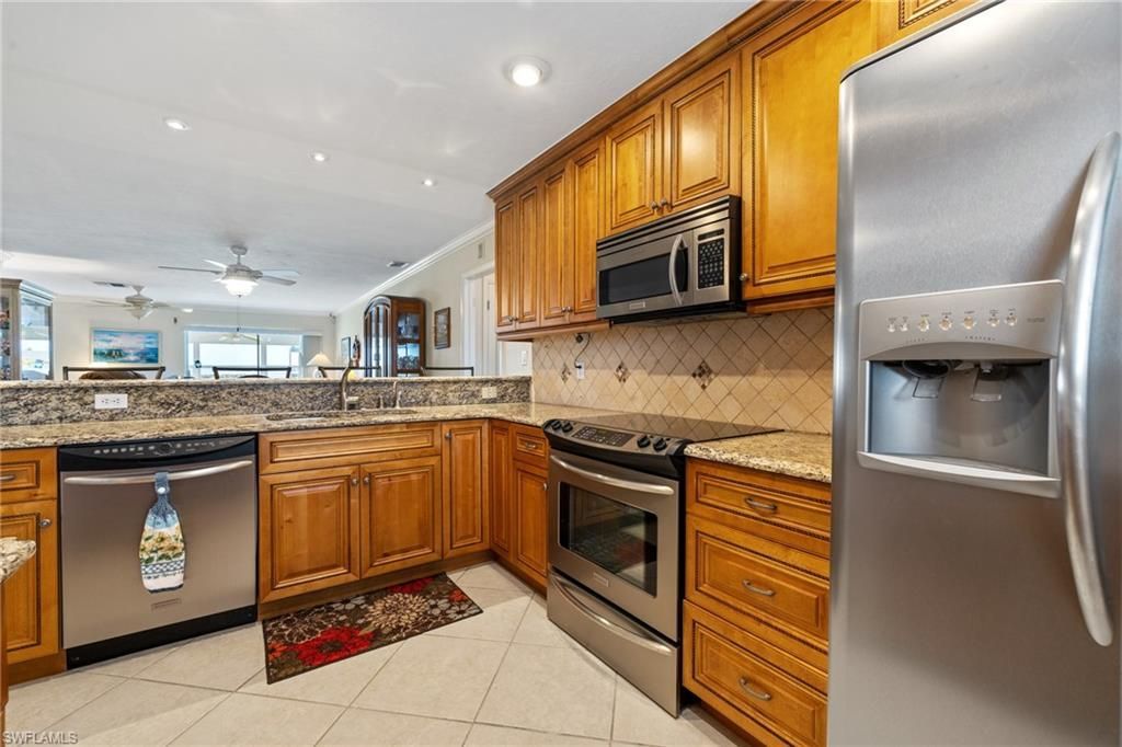 7008 Foxfire Dr , Fort Myers, FL 33919 Photo