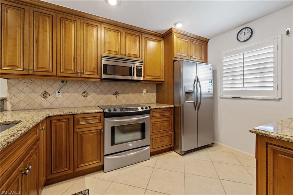 7008 Foxfire Dr , Fort Myers, FL 33919 Photo